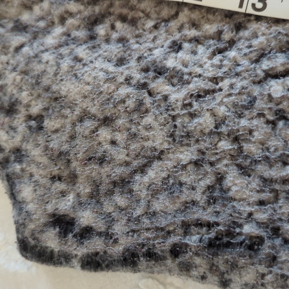Fuzzy Gray Vest - Picture 6 of 9
